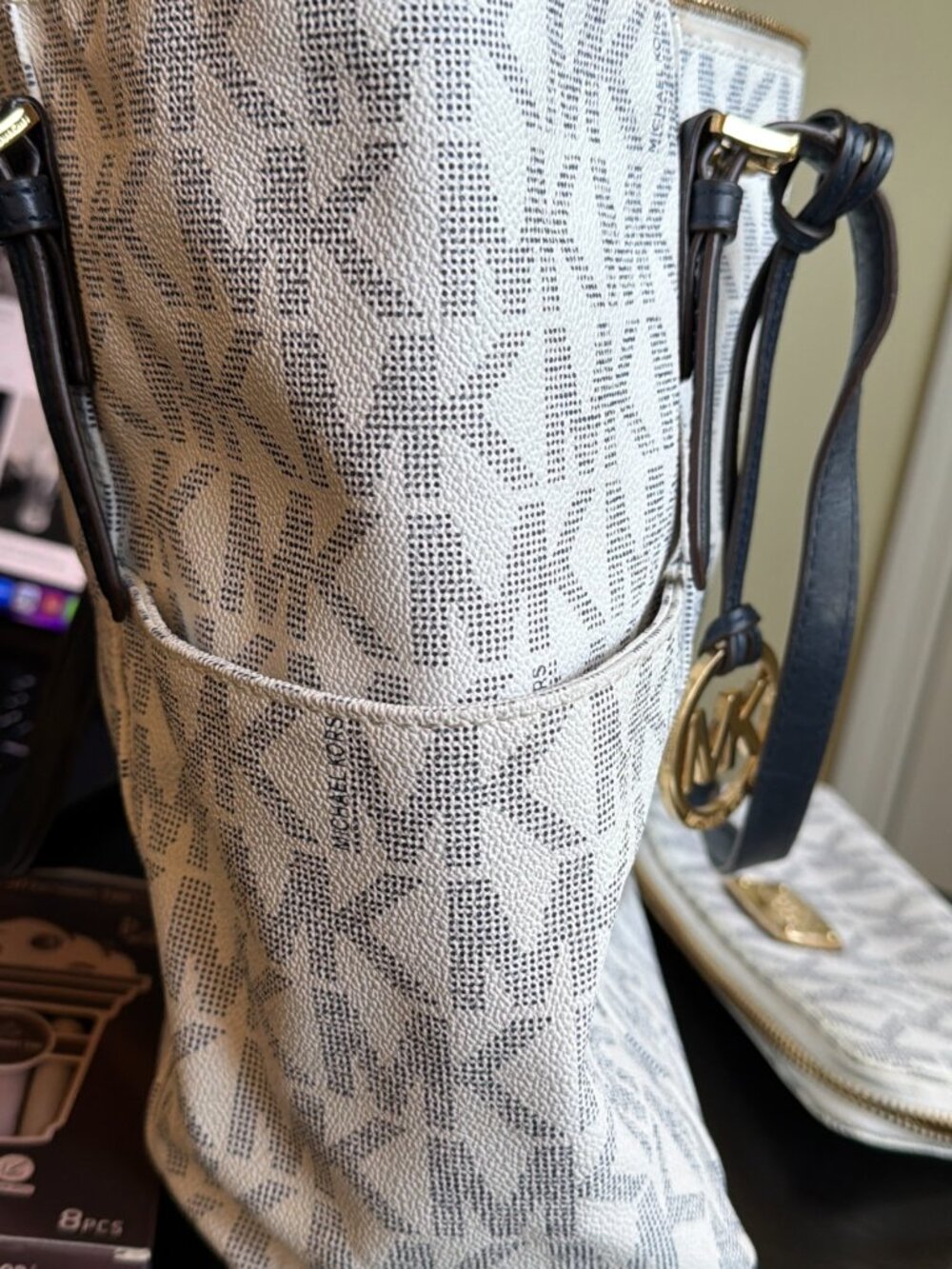 Navy Blue and White Michael Kors Tote and wallet bundle - Picture 6 of 13